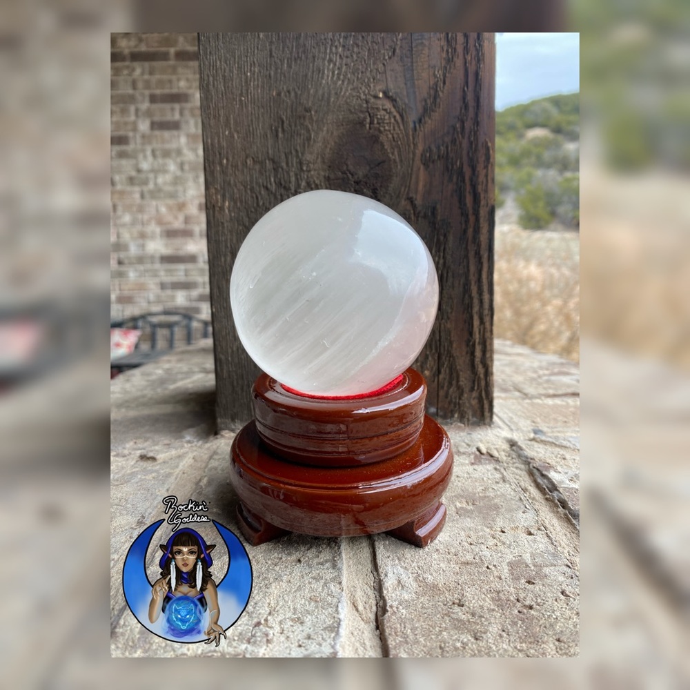Selenite Sphere (Small/Medium)